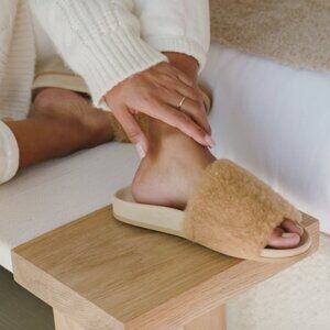 COPY - Jenni Kayne Shearling Slides NWOT size 40